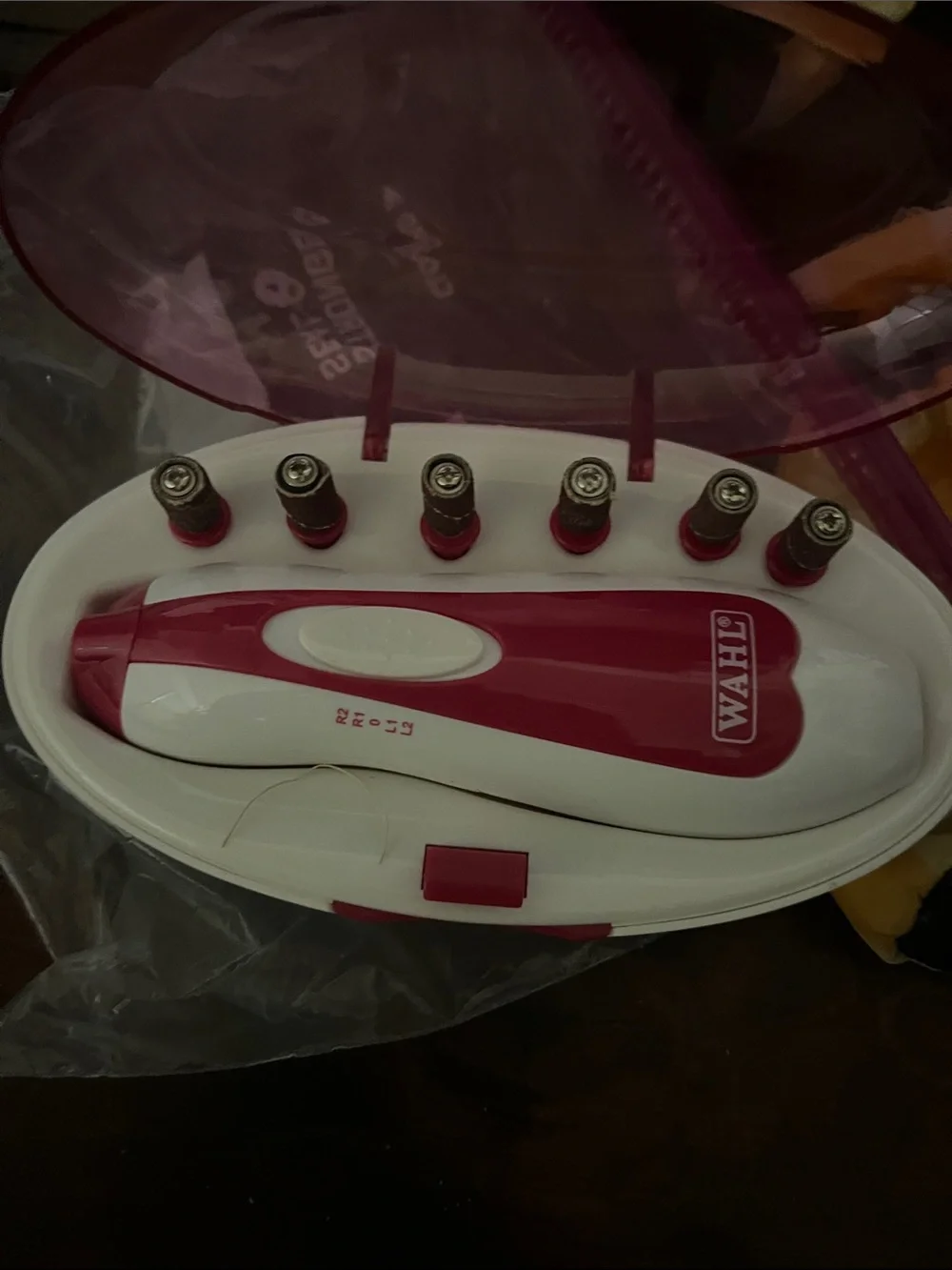 Wahl Pink Pet Nail Clipper with Yellow Checkered Dog Paw Covers